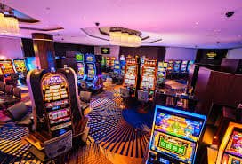 Bangladesh adults browsing j777 live casino entertainment on mobile devices